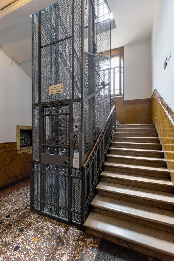 Irnerio Apartments By Wonderful Italy Болоня Екстериор снимка